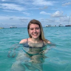 Meet your Posher, Jenna